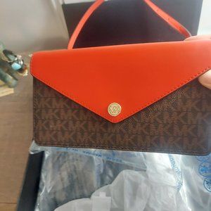 MICHAEL KORS small logo envelope crossbody bag -red